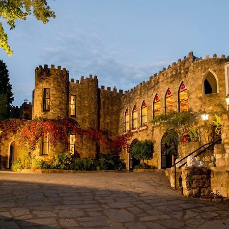 The Manor Basket Range Hotel Exterior foto